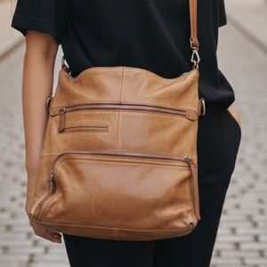 HOBO International Vintage Leather Organizer Crossbody / Shoulder Bag Tan Brown